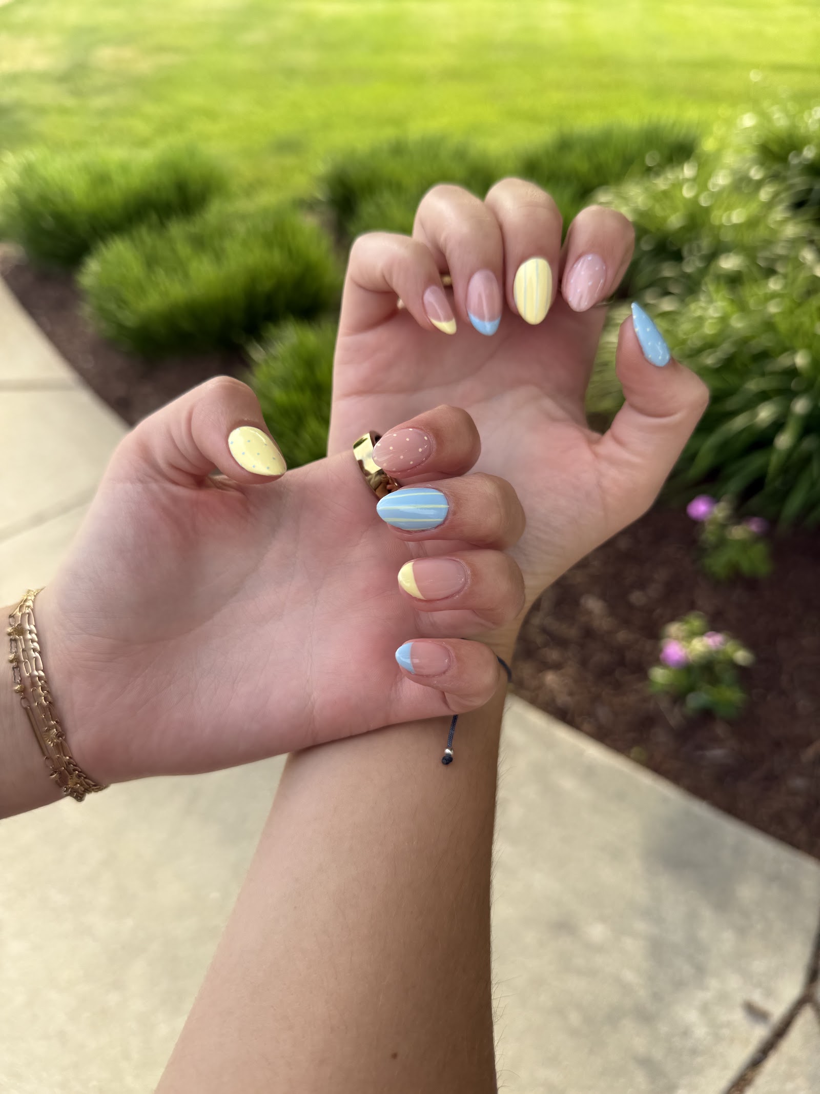 Lux Nails Lounge nail photo 6